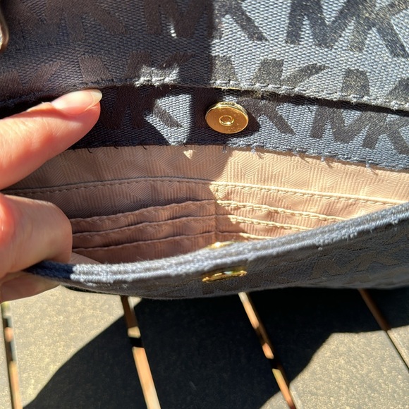 Brand new with tags MK navy purse! - Picture 3 of 6